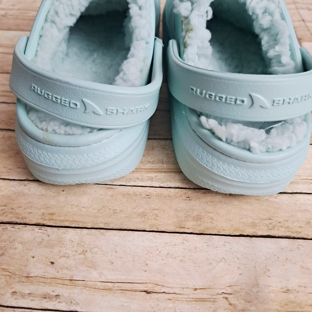 Rugged Shark Unisex Toddler Kids Mint Green Fleece-Lined Clogs Slippers